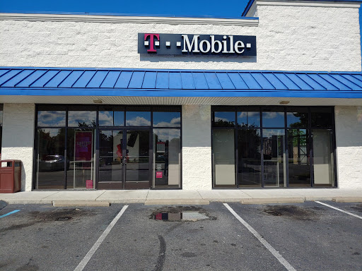 Cell Phone Store «T-Mobile», reviews and photos, 4032 Victory Blvd f, Portsmouth, VA 23701, USA