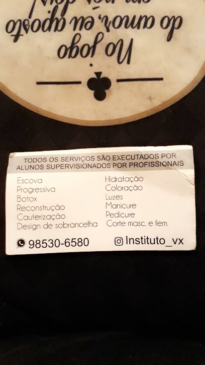 Logo da empresa - Divas Espaço de Beleza