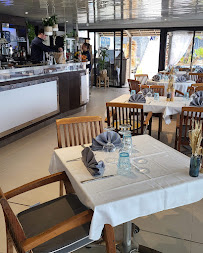 Atmosphère du Restaurant Le Ruban Bleu à Antibes - n°12
