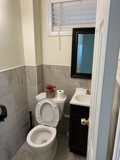 Laundromat «Fresh and Clean Laundromat», reviews and photos, 1734 E 2nd St, Scotch Plains, NJ 07076, USA