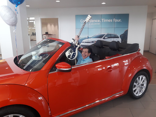Volkswagen Dealer «Luther Westside Volkswagen», reviews and photos, 2370 MN-100, St Louis Park, MN 55416, USA