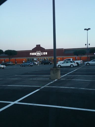 Grocery Store «Food Lion», reviews and photos, 3059 Centreville Rd, Herndon, VA 20171, USA