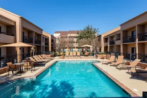 Courtyard by Marriott Dallas-Fort Worth/Bedford image