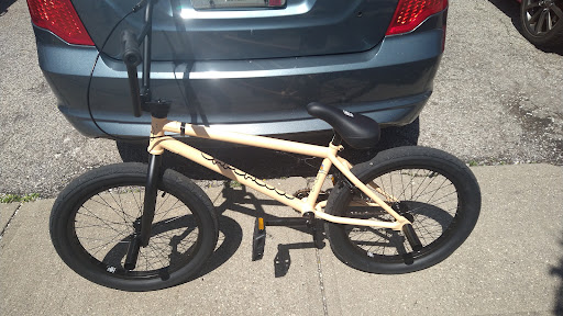 Bicycle Store «Reser Bicycle Outfitters», reviews and photos, 648 Monmouth St, Newport, KY 41071, USA