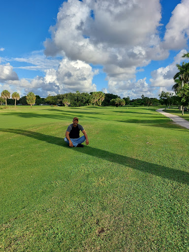 Golf Course «The Bridges at Springtree Golf Club», reviews and photos, 8150 Springtree Dr, Sunrise, FL 33351, USA