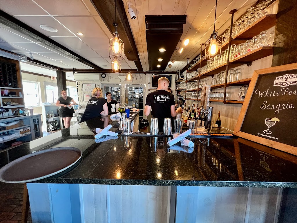 7th Wave Restaurant 01966