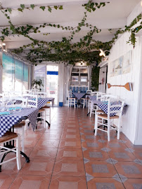 Atmosphère du Restaurant de fruits de mer Le Poisson D'avril à Gruissan - n°9