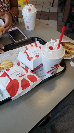 Fast Food Restaurant «Chick-fil-A», reviews and photos, 555 Marketplace Blvd, Hamilton Township, NJ 08691, USA