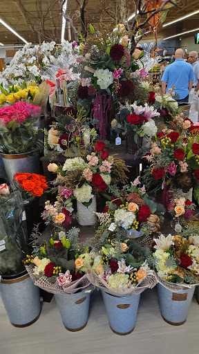 Grocery Store «Pavilions», reviews and photos, 21181 Newport Coast Dr, Newport Coast, CA 92657, USA