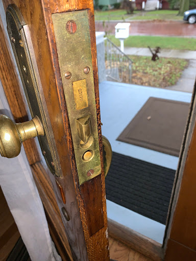 Locksmith «PHS Locksmiths», reviews and photos, 6810 W Roosevelt Rd, Oak Park, IL 60304, USA