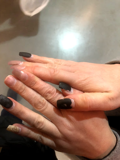 Nail Salon «Trendy Nails & Spa», reviews and photos, 8661 Colesville Rd, Silver Spring, MD 20910, USA