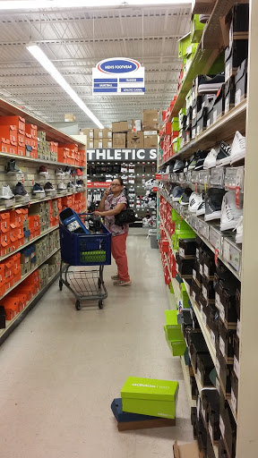 Sporting Goods Store «Academy Sports + Outdoors», reviews and photos, 8843 Veterans Memorial Blvd, Metairie, LA 70003, USA