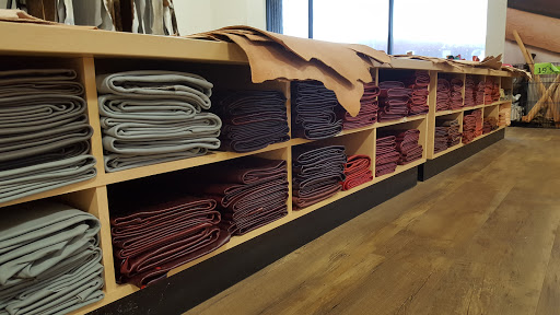 Craft Store «Tandy Leather Nashville-131», reviews and photos, 405 Harding Industrial Dr, Nashville, TN 37211, USA
