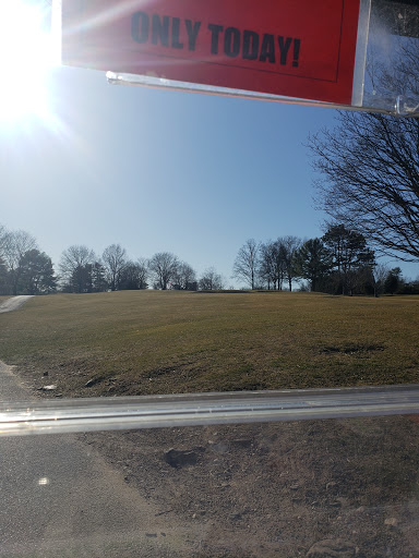 Golf Course «Sterling Farms Golf Course», reviews and photos, 1349 Newfield Ave, Stamford, CT 06905, USA