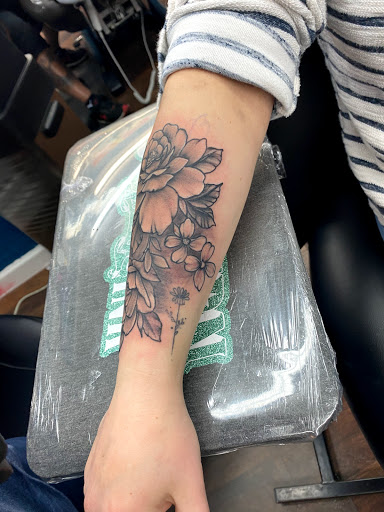 Explore 2pac tattoo ideas, creative tattoo ideas in Martin, available at Southern Ink Tattoos & Piercings