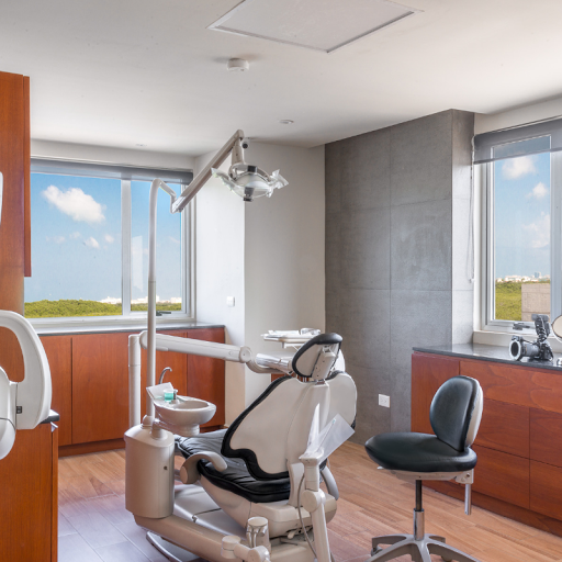 Dentaris - Centre for Dental Excellence Cancun | Top dental Clinic Mexico