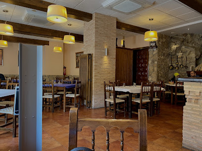 Restaurante Olimpia - C. de San Antonio, 5, 44126 Albarracín, Teruel, Spain
