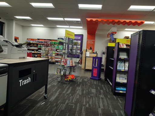 Print Shop «FedEx Office Print & Ship Center», reviews and photos, 4920 W Thunderbird Rd #115, Glendale, AZ 85306, USA