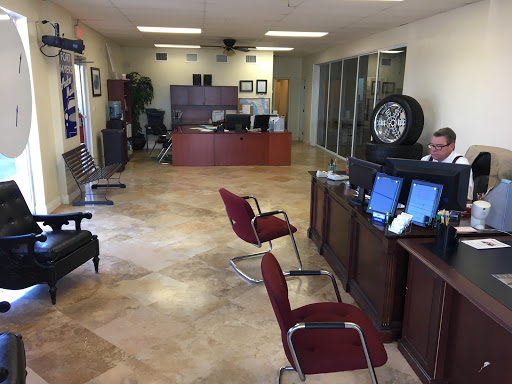 Used Car Dealer «Fort Myers Auto Mall», reviews and photos, 2475 Fowler St, Fort Myers, FL 33901, USA