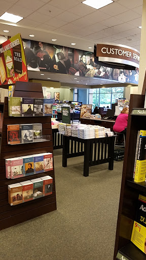 Barnes & Noble image