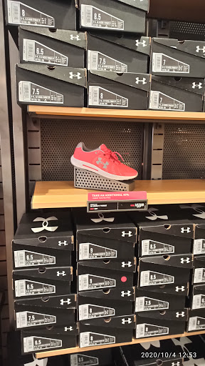 Clothing Store «Under Armour Factory House», reviews and photos, 3939 S Interstate Hwy 35 #650, San Marcos, TX 78666, USA