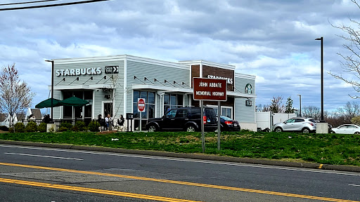 Coffee Shop «Starbucks», reviews and photos, 14 Fenn Rd, Newington, CT 06111, USA