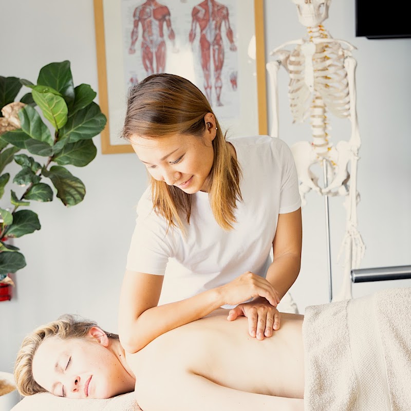 Chiaki Massage at Bay Osteopathy