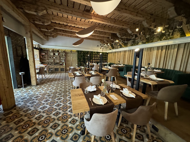 Sub Tâmpa - Restaurant
