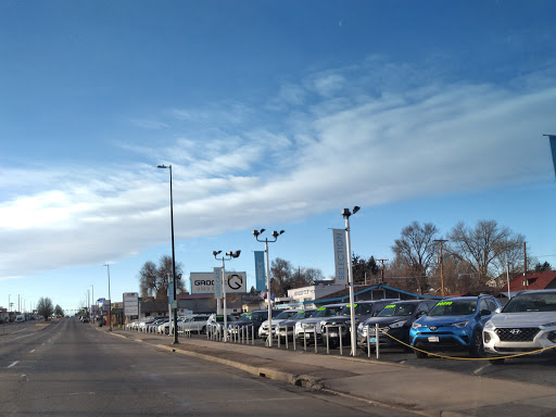 Used Car Dealer «Groove Used Cars», reviews and photos, 4651 S Broadway, Englewood, CO 80113, USA