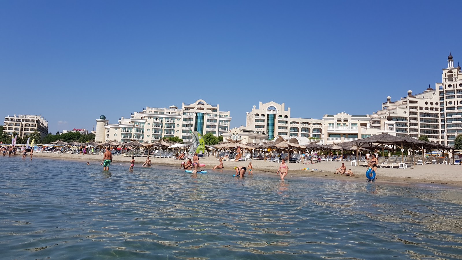 Photo of Pomorie beach South with very clean level of cleanliness