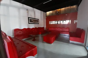 Steppaz Lounge - Oudtshoorn image