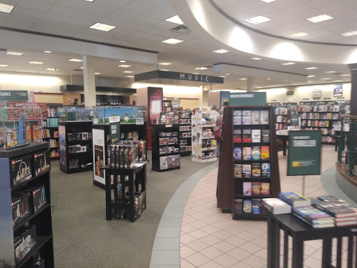 Book Store «Barnes & Noble», reviews and photos, 8136 W Bowles Ave, Littleton, CO 80123, USA