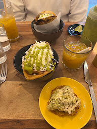 Photo n°76 de barepa - street food vénézuélienne à Paris ()