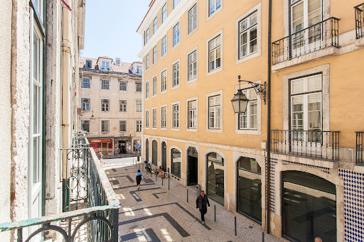 Baixa Downtown by Central Hill Apartments- Vacation Rentals in Lisbon