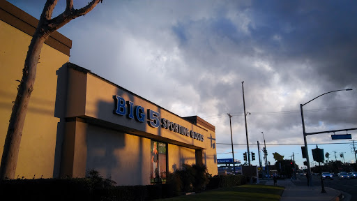 Sporting Goods Store «Big 5 Sporting Goods», reviews and photos, 8990 Knott Ave, Buena Park, CA 90620, USA