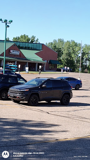 Grocery Store «D & W Fresh Market», reviews and photos, 50 Douglas Ave, Holland, MI 49424, USA