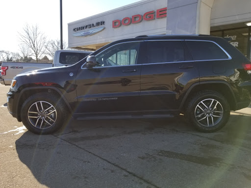 Car Dealer «Kasper Chrysler Dodge Jeep», reviews and photos, 2206 Cleveland Rd W, Sandusky, OH 44870, USA