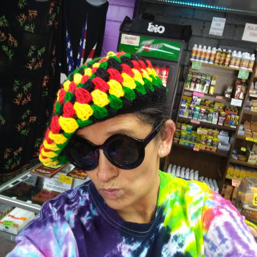 Tobacco Shop «Things N Things», reviews and photos, 621 Center Point Rd NE, Cedar Rapids, IA 52402, USA