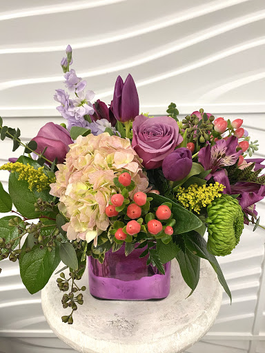 Florist «Lake Eola Florist», reviews and photos, 116 E Central Blvd, Orlando, FL 32801, USA