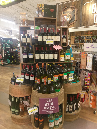 Grocery Store «Lowes Foods on South College Road», reviews and photos, 341 S College Rd #37, Wilmington, NC 28403, USA