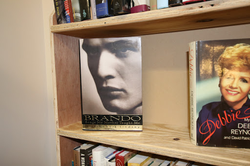 Used Book Store «R & B Used Books», reviews and photos, 12830 Saginaw Rd # F, Grand Blanc, MI 48439, USA