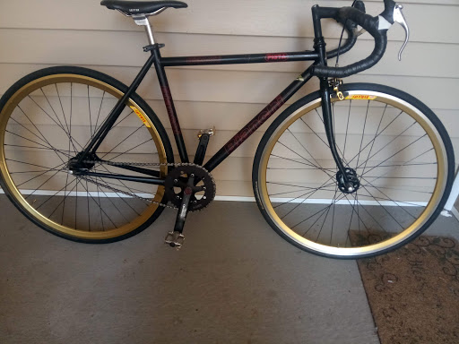 Sporting Goods Store «Big 5 Sporting Goods», reviews and photos, 2801 W Nob Hill Blvd, Yakima, WA 98902, USA