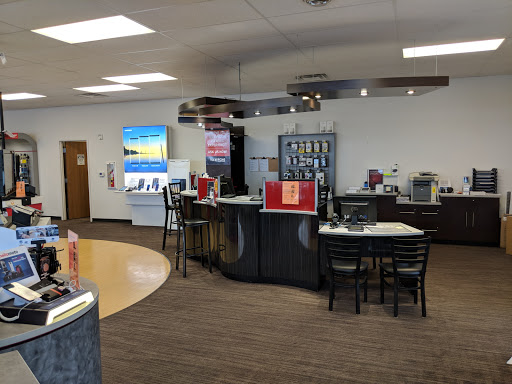 Cell Phone Store «Verizon Authorized Retailer, TCC», reviews and photos, 46540 Michigan Ave, Canton, MI 48188, USA