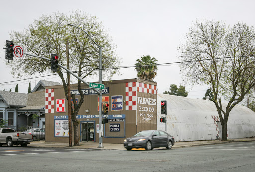 Animal Feed Store «Farmers Feed & Pet Supply», reviews and photos, 1302 E Miner Ave, Stockton, CA 95205, USA