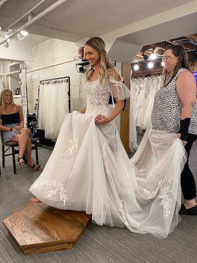 Bridal Shop «Something Old, Something New Boutique», reviews and photos, 621 E State St, Eagle, ID 83616, USA