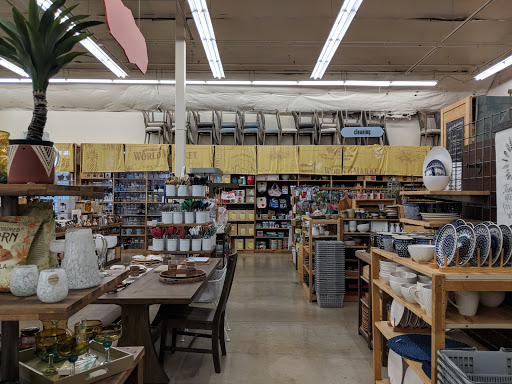 Furniture Store «Cost Plus World Market», reviews and photos, 2155 W 22nd St #500, Oak Brook, IL 60523, USA