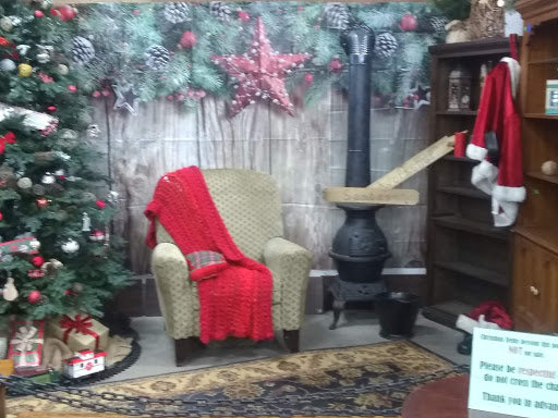 Building Materials Store «ReStore Fox Valley Habitat for Humanity», reviews and photos, 4100 Fox Valley Center Dr, Aurora, IL 60504, USA