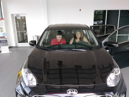 Auto Repair Shop «Summit Place Kia East», reviews and photos, 44900 N Gratiot Ave, Charter Twp of Clinton, MI 48036, USA