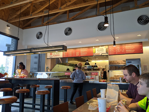 Mexican Restaurant «Chipotle Mexican Grill», reviews and photos, 420 S Hurstbourne Pkwy, Louisville, KY 40299, USA