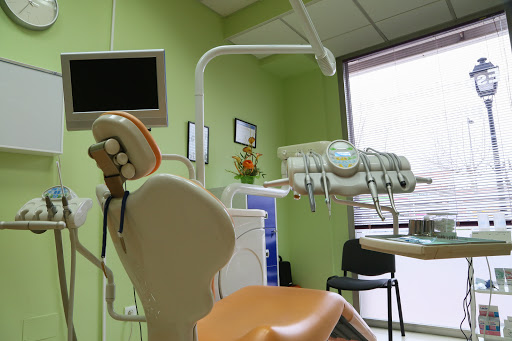 Humanes Dental (C. Madrid) en Humanes de Madrid, Madrid